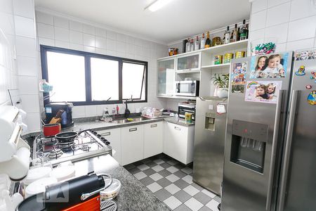 Apartamento à venda com 160m², 3 quartos e 3 vagascozinha 