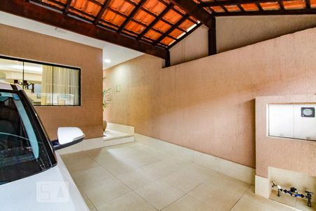 Casa à venda com 180m², 3 quartos e 2 vagasGaragem