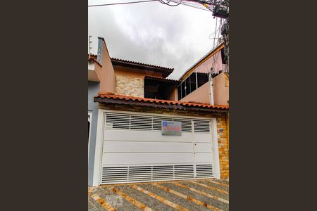 Casa à venda com 180m², 3 quartos e 2 vagasFachada