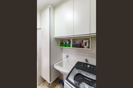 Casa à venda com 180m², 3 quartos e 2 vagasÁrea de Serviço