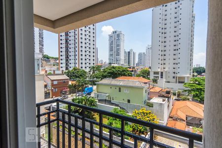 Apartamento à venda com 89m², 2 quartos e 1 vaga Apartamento à venda com 89m², 2 quartos e 1 vagaVaranda
