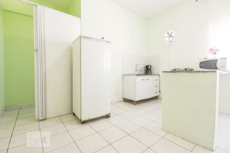 Sala de kitnet/studio para alugar com 1 quarto, 40m² em Vila Nilo, São Paulo