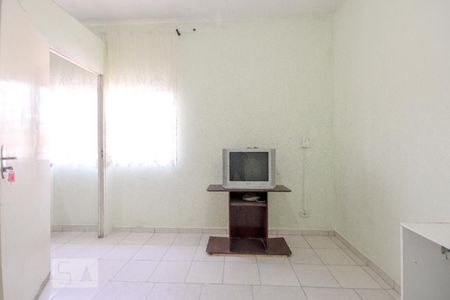 Quarto  de kitnet/studio para alugar com 1 quarto, 40m² em Vila Nilo, São Paulo