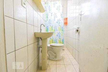 Studio para alugar com 40m², 1 quarto e sem vaga Studio para alugar com 40m², 1 quarto e sem vagaBanheiro