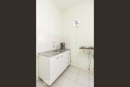 Studio para alugar com 40m², 1 quarto e sem vaga Studio para alugar com 40m², 1 quarto e sem vagaCozinha