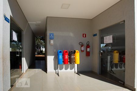 Apartamento para alugar com 48m², 2 quartos e 1 vagaÁrea comum - entradas da academia e salão de festas