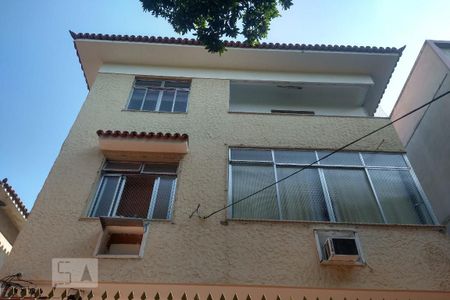 Apartamento para alugar com 86m², 2 quartos e sem vagaFachada