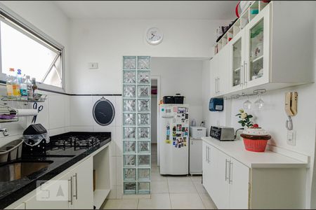 Apartamento à venda com 60m², 2 quartos e 1 vaga Apartamento à venda com 60m², 2 quartos e 1 vagaCozinha