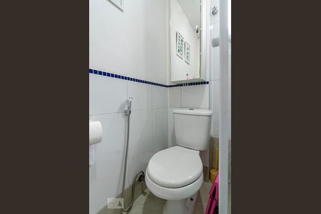 Apartamento à venda com 60m², 2 quartos e 1 vaga Apartamento à venda com 60m², 2 quartos e 1 vagaBanheiro