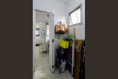 Apartamento à venda com 60m², 2 quartos e 1 vaga Apartamento à venda com 60m², 2 quartos e 1 vagaQuarto de serviço