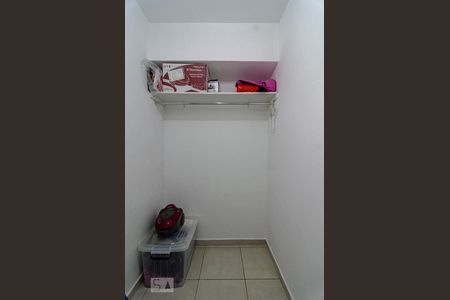 Apartamento à venda com 60m², 2 quartos e 1 vaga Apartamento à venda com 60m², 2 quartos e 1 vagaQuarto de serviço