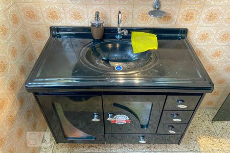 Casa à venda com 140m², 2 quartos e sem vagaBanheiro