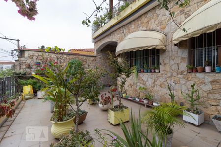 Casa à venda com 340m², 3 quartos e 3 vagas Casa à venda com 340m², 3 quartos e 3 vagasVaranda