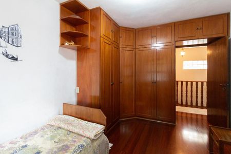 Casa à venda com 340m², 3 quartos e 3 vagas Casa à venda com 340m², 3 quartos e 3 vagasQuarto 1