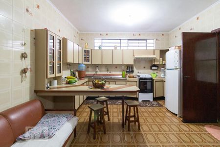 Casa à venda com 340m², 3 quartos e 3 vagas Casa à venda com 340m², 3 quartos e 3 vagasCozinha