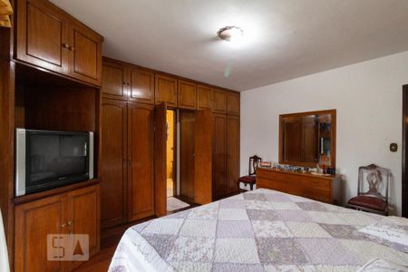 Casa à venda com 340m², 3 quartos e 3 vagas Casa à venda com 340m², 3 quartos e 3 vagasQuarto 3