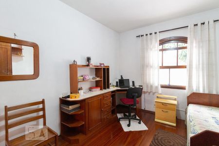 Casa à venda com 340m², 3 quartos e 3 vagas Casa à venda com 340m², 3 quartos e 3 vagasQuarto 1