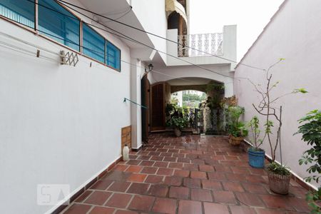 Casa à venda com 340m², 3 quartos e 3 vagas Casa à venda com 340m², 3 quartos e 3 vagasQuintal