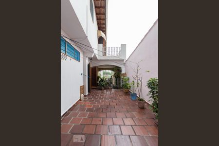 Casa à venda com 340m², 3 quartos e 3 vagas Casa à venda com 340m², 3 quartos e 3 vagasQuintal