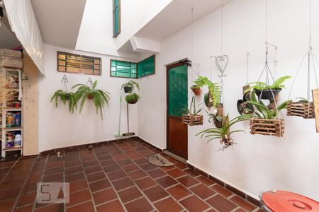 Casa à venda com 340m², 3 quartos e 3 vagas Casa à venda com 340m², 3 quartos e 3 vagasQuintal