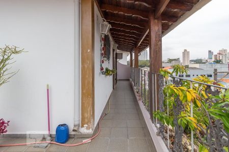 Casa à venda com 340m², 3 quartos e 3 vagas Casa à venda com 340m², 3 quartos e 3 vagasSacada