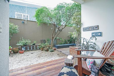 Apartamento à venda com 80m², 1 quarto e 2 vagasVaranda e Jardim