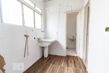 Apartamento à venda com 250m², 4 quartos e 2 vagas Apartamento à venda com 250m², 4 quartos e 2 vagasÁrea de Serviço