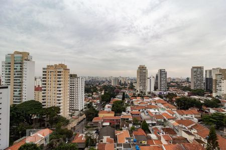 Apartamento à venda com 250m², 4 quartos e 2 vagas Apartamento à venda com 250m², 4 quartos e 2 vagasVista do Quarto 2