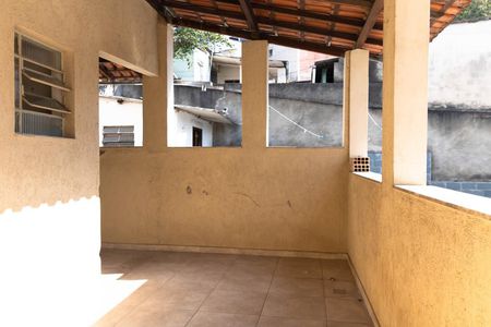 Casa à venda com 156m², 3 quartos e 2 vagas Casa à venda com 156m², 3 quartos e 2 vagasÁrea Externa