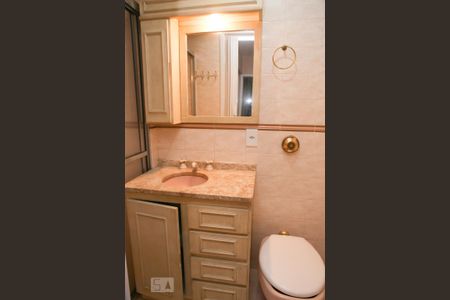 Apartamento à venda com 96m², 2 quartos e 1 vagaBanheiro 1