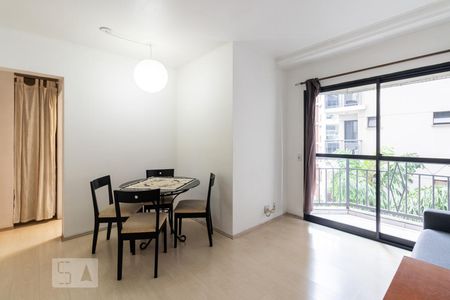Sala de apartamento à venda com 2 quartos, 65m² em Vila Olímpia, São Paulo
