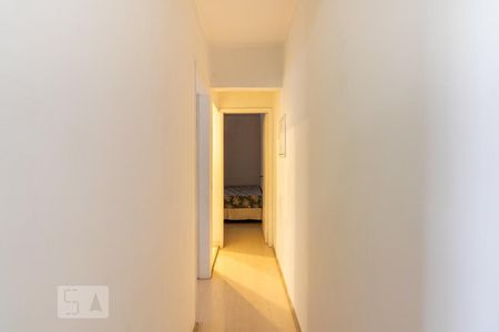 Corredor de apartamento à venda com 2 quartos, 65m² em Vila Olímpia, São Paulo