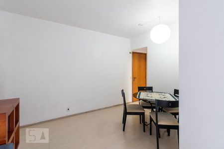 Sala de apartamento à venda com 2 quartos, 65m² em Vila Olímpia, São Paulo