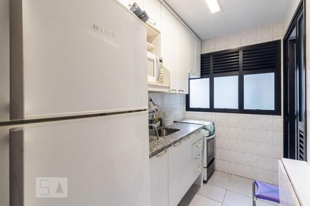 Apartamento para alugar com 65m², 2 quartos e 1 vagaCozinha
