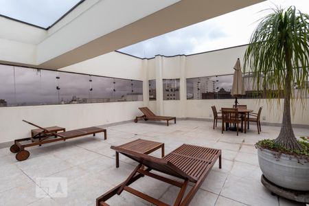 Piscina de apartamento para alugar com 3 quartos, 80m² em Cerqueira César, São Paulo