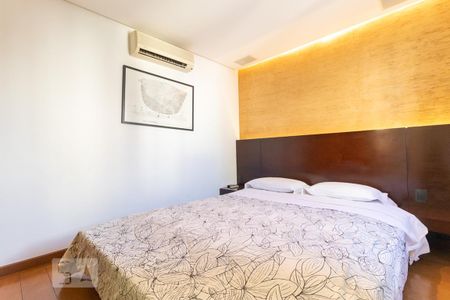 Apartamento para alugar com 80m², 3 quartos e 2 vagas Apartamento para alugar com 80m², 3 quartos e 2 vagasSuíte