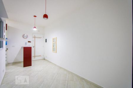 Sala de apartamento à venda com 2 quartos, 36m² em Vila Scarpelli, Santo André