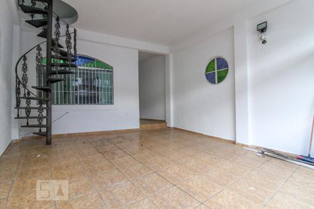 Casa à venda com 125m², 4 quartos e 2 vagasGaragem