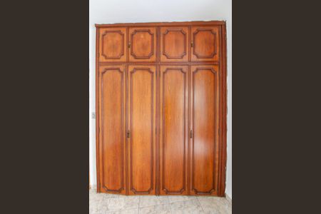 Casa à venda com 125m², 4 quartos e 2 vagasQuarto 2 - Armários