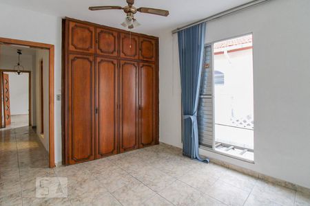 Casa à venda com 125m², 4 quartos e 2 vagasQuarto 2