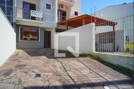 Casa à venda com 152m², 2 quartos e 2 vagasPátio frente