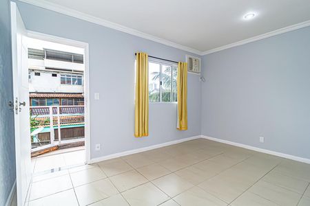 Quarto 1 - Suíte de casa de condomínio para alugar com 4 quartos, 208m² em Jacarepaguá, Rio de Janeiro