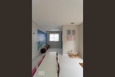 Apartamento para alugar com 61m², 2 quartos e 1 vaga
