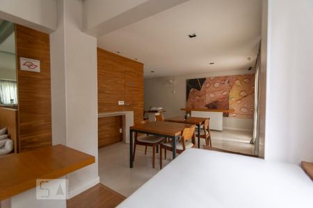 Apartamento para alugar com 61m², 2 quartos e 1 vaga