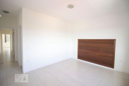 Casa para alugar com 210m², 4 quartos e 2 vagasQuarto 4 - Suíte