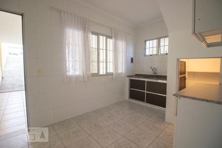 Casa para alugar com 210m², 4 quartos e 2 vagasCozinha 2
