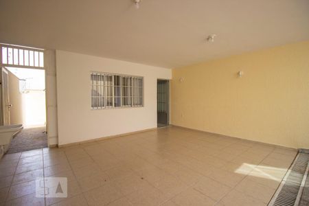 Casa para alugar com 210m², 4 quartos e 2 vagasÁrea de Serviço