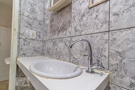 Apartamento para alugar com 72m², 2 quartos e sem vagaBanheiro