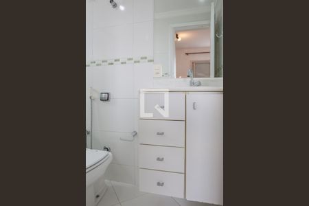 Apartamento para alugar com 111m², 3 quartos e 2 vagas Apartamento para alugar com 111m², 3 quartos e 2 vagasBanheiro da Suíte 2