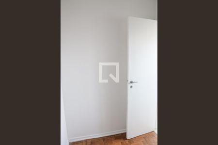 Apartamento para alugar com 111m², 3 quartos e 2 vagas Apartamento para alugar com 111m², 3 quartos e 2 vagasQuarto de Serviço